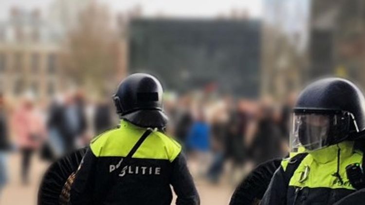 Amsterdam - Openlijke geweldpleging demonstratie Museumplein 17 januari: alle getoonde verdachten geïdentificeerd
