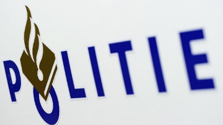 Rotterdam - Politie zoekt getuigen schietincident Zwaanshals